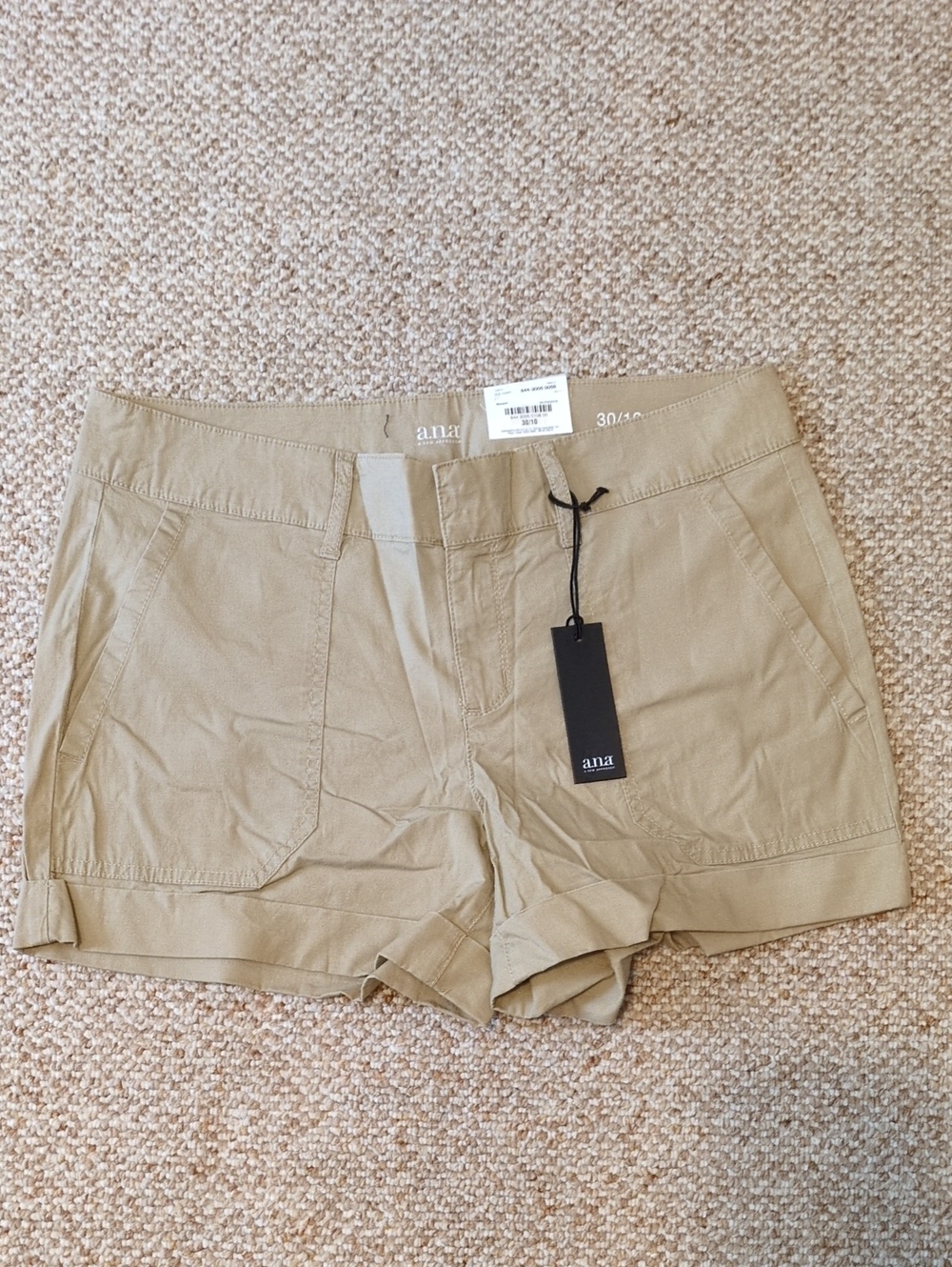 a.n.a Women's Khaki Utility Bermuda Shorts Size 30/10  New